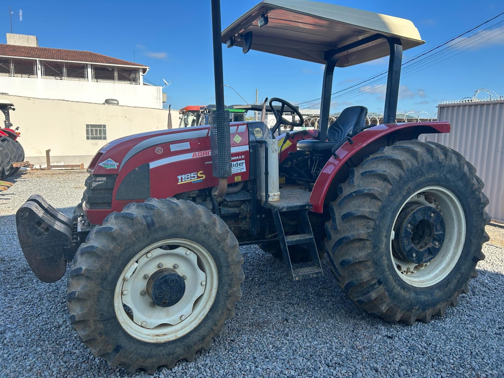 Trator agrícola Yanmar 1185 S 2016 - Imagem 4