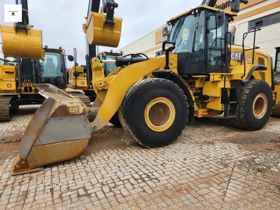 Pá Carregadeira Caterpillar 950L 2020 - Imagem 1
