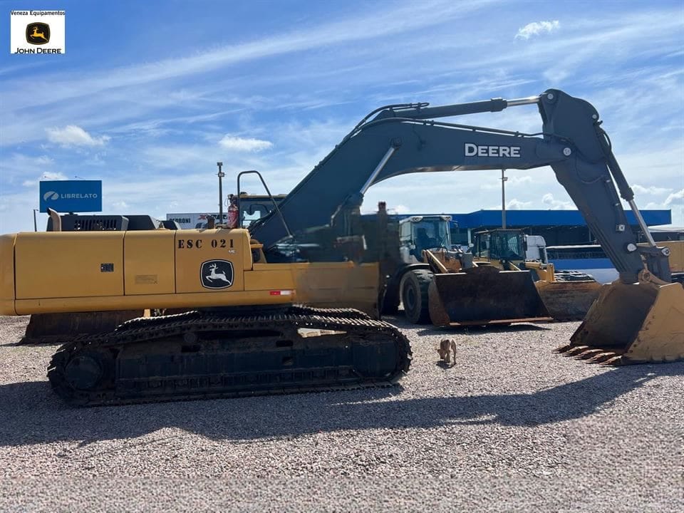 Escavadeira John Deere 350GLC 2021 - Imagem 1