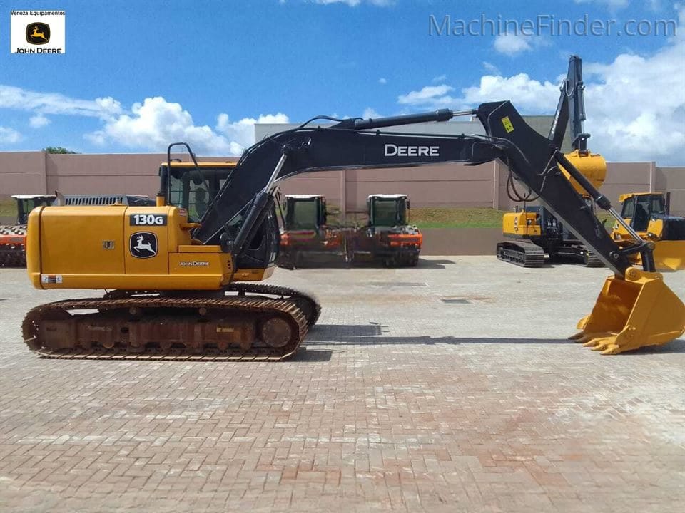 Escavadeira John Deere 130G 2022 - Imagem 1