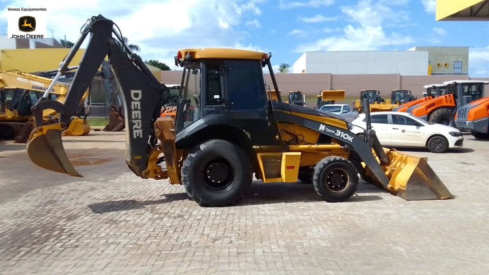 Retroescavadeira John Deere 310K 2014 - Imagem 1