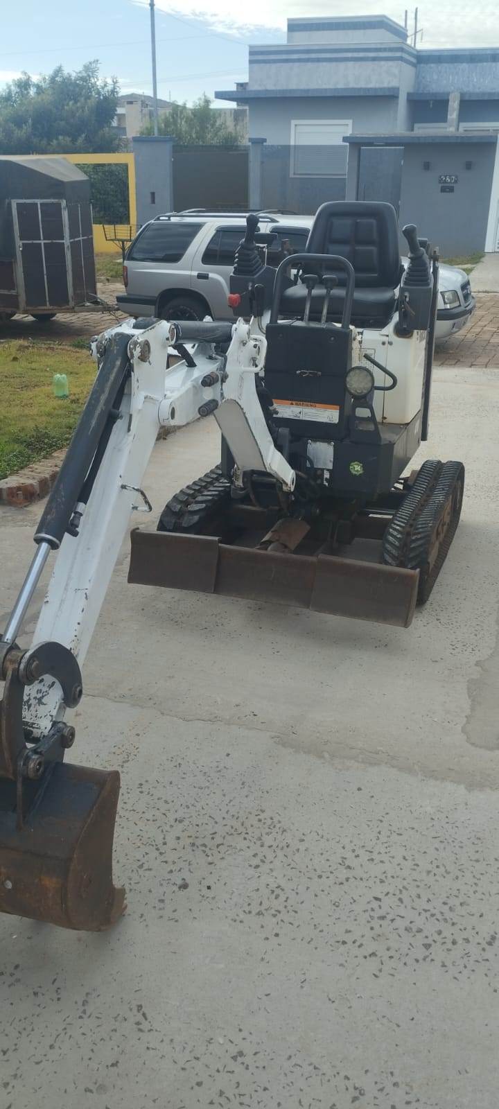 Mini Escavadeira Bobcat 418 2014 - Imagem 1