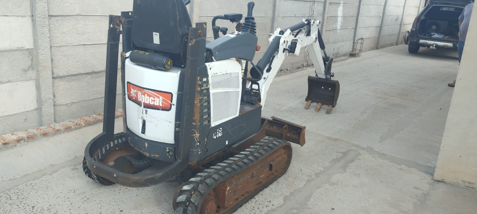 Mini Escavadeira Bobcat 418 2014 - Imagem 3