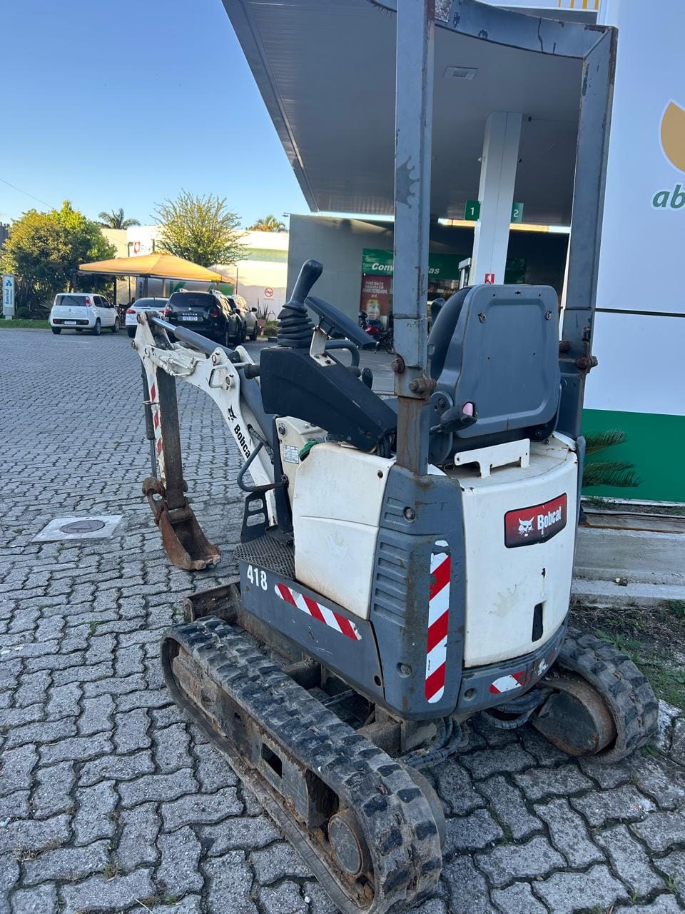 Mini Escavadeira Bobcat 418 2014 - Imagem 2