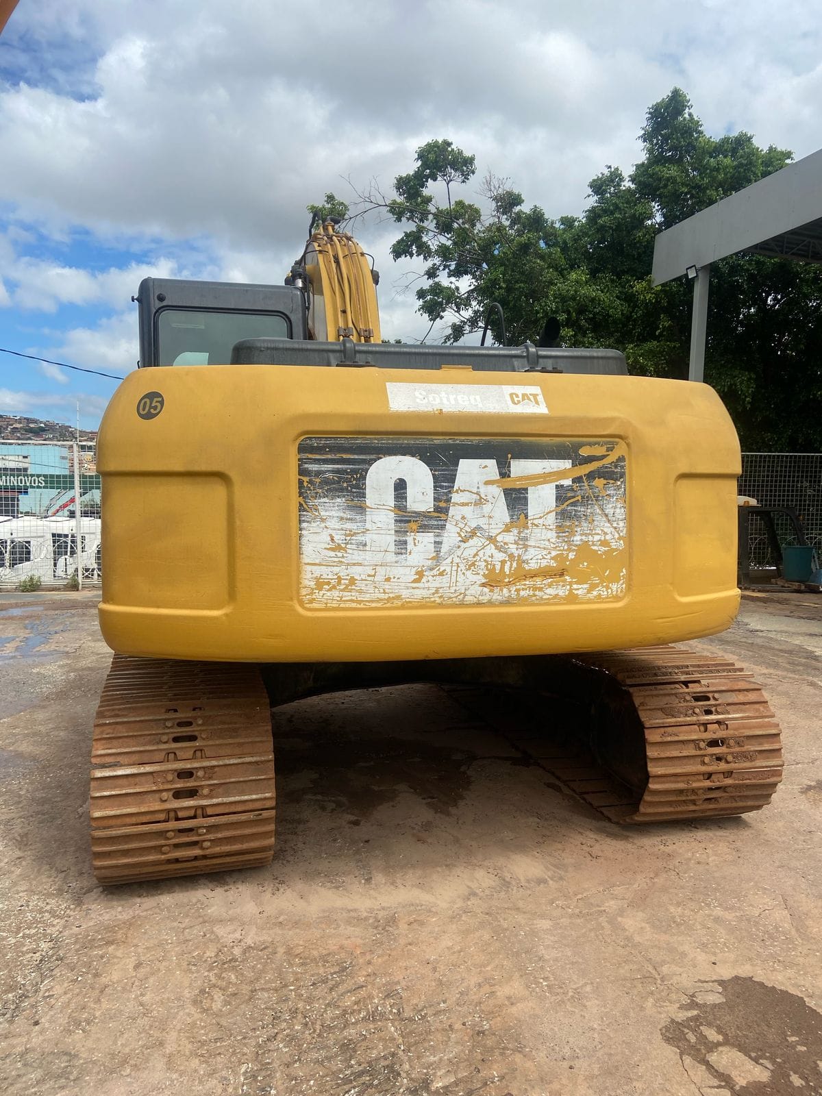 Escavadeira Caterpillar 320L 2013 - Imagem 3