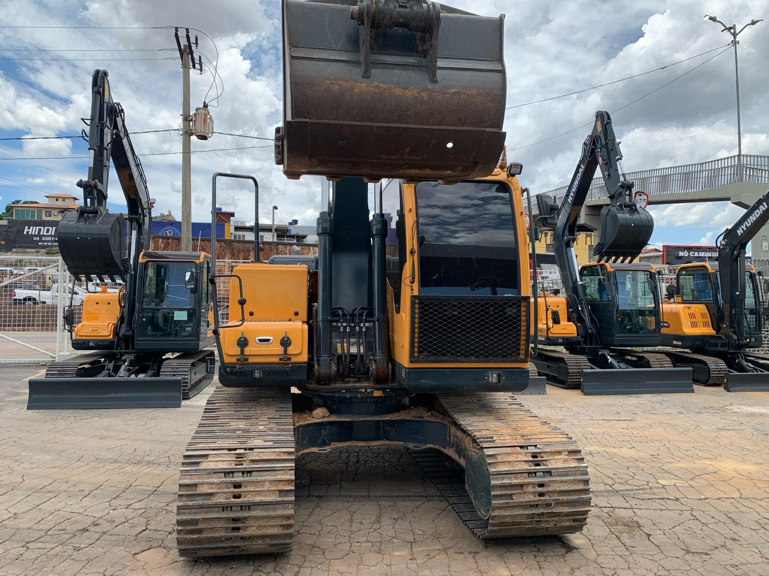 Escavadeira Hyundai R150 2024 - Imagem 6