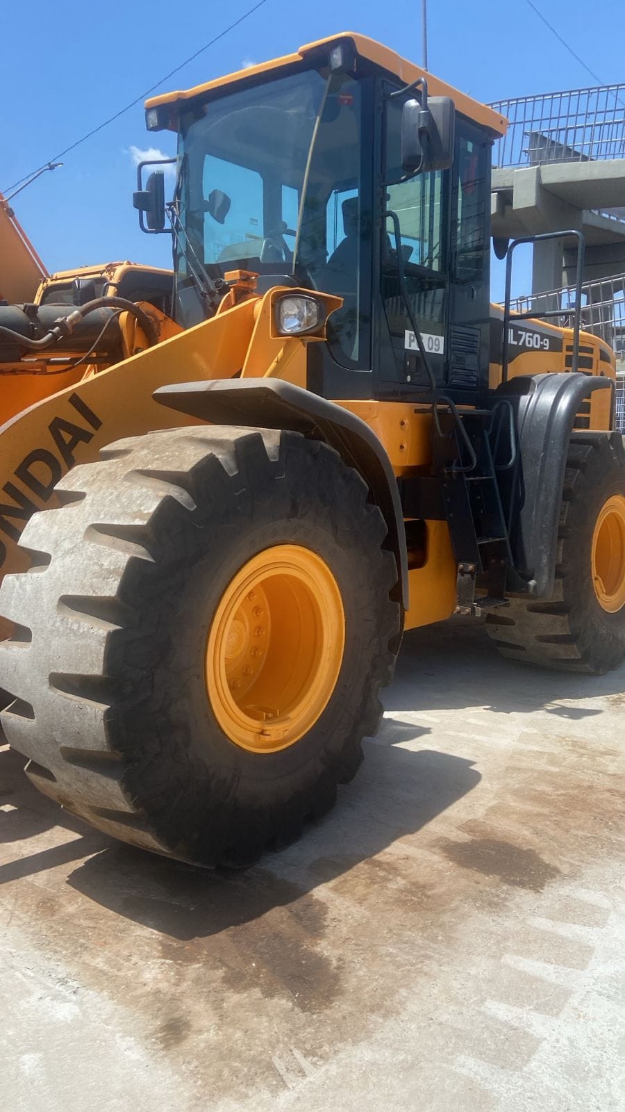 Pá Carregadeira Hyundai HL760-9 2022 - Imagem 2