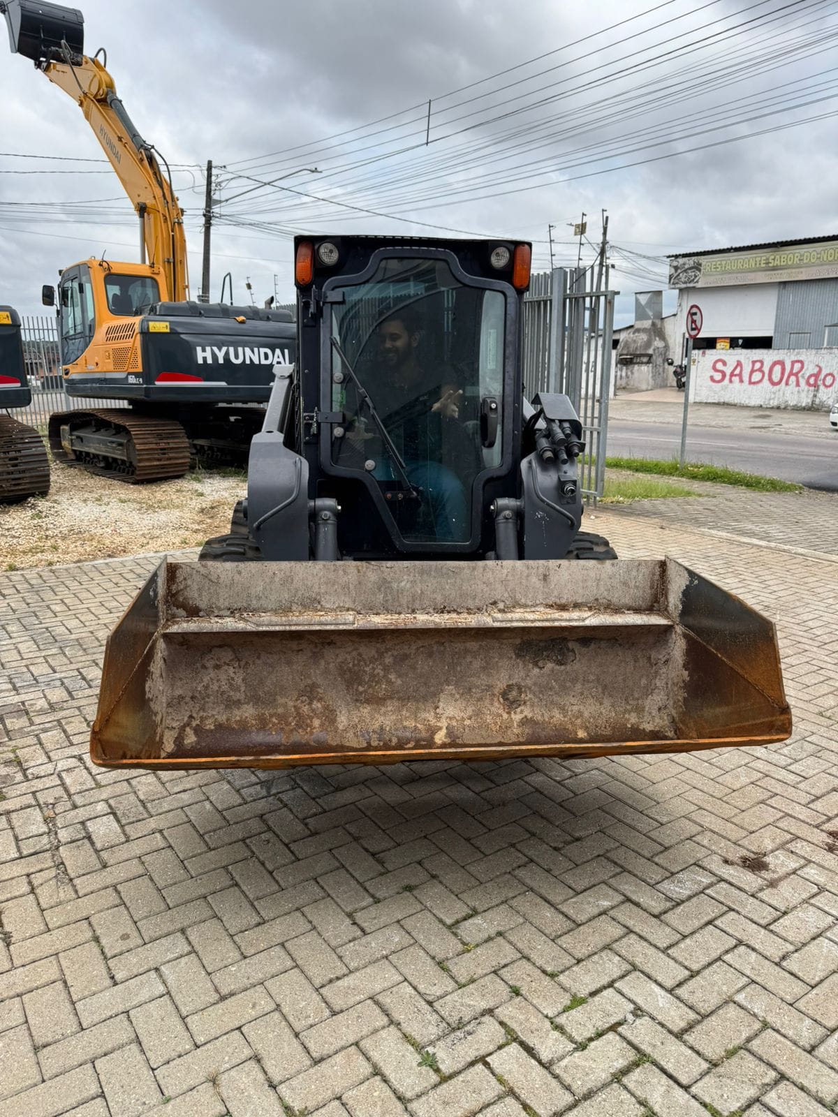 Outros New Holland L220 2020 - Imagem 10
