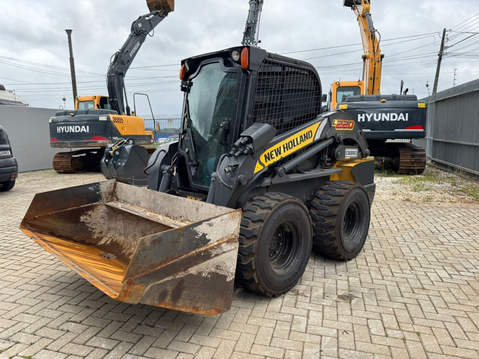 Outros New Holland L220 2020 - Imagem 11