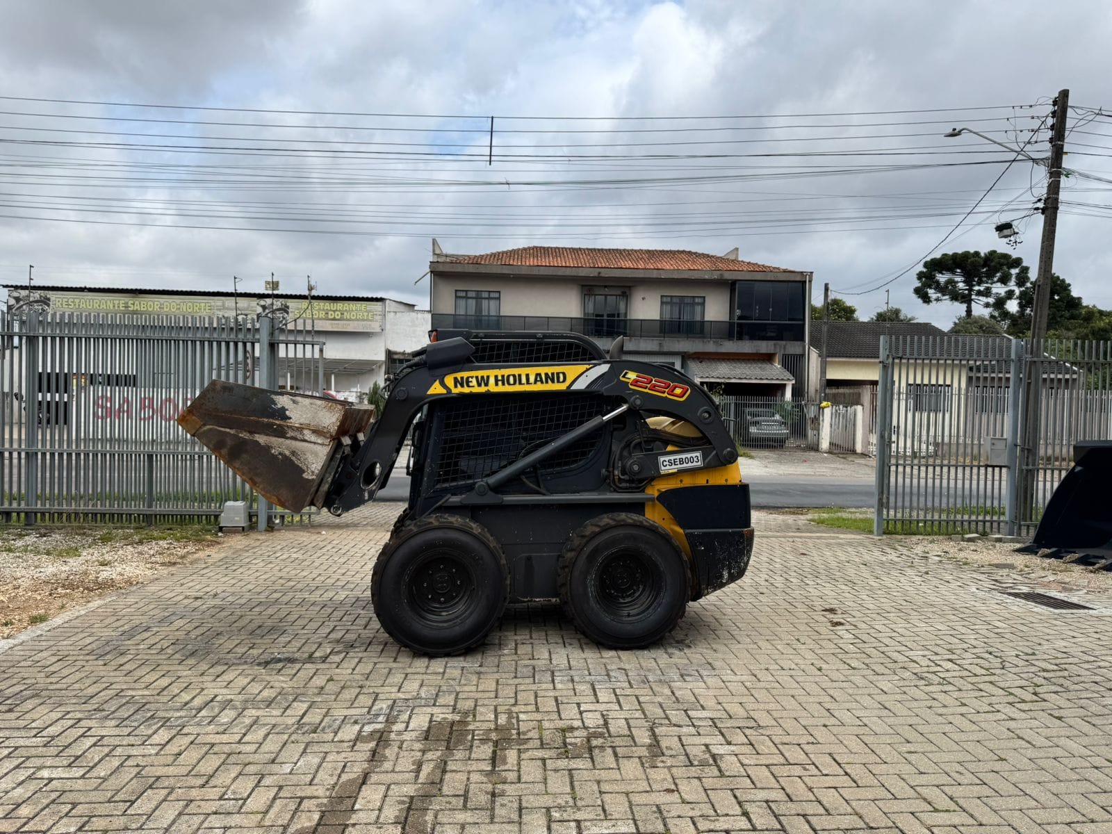 Outros New Holland L220 2020 - Imagem 18
