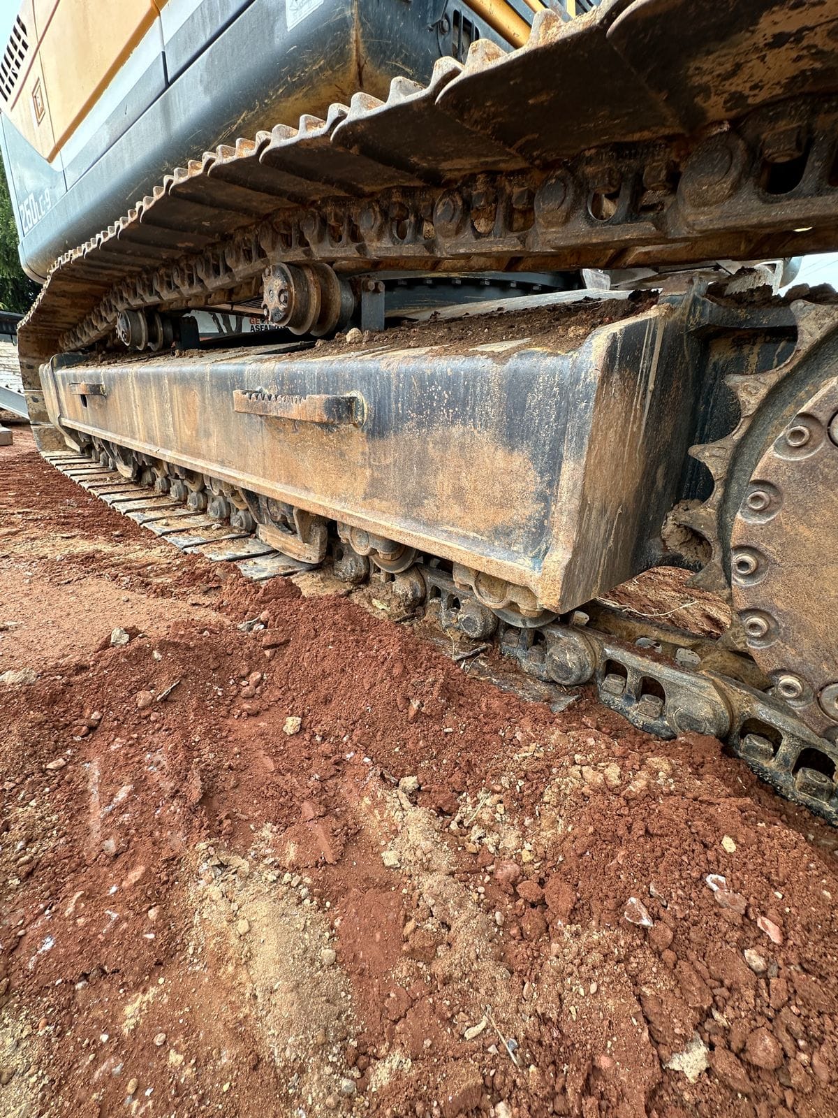 Escavadeira Hyundai R260LC-9SB 2019 - Imagem 1