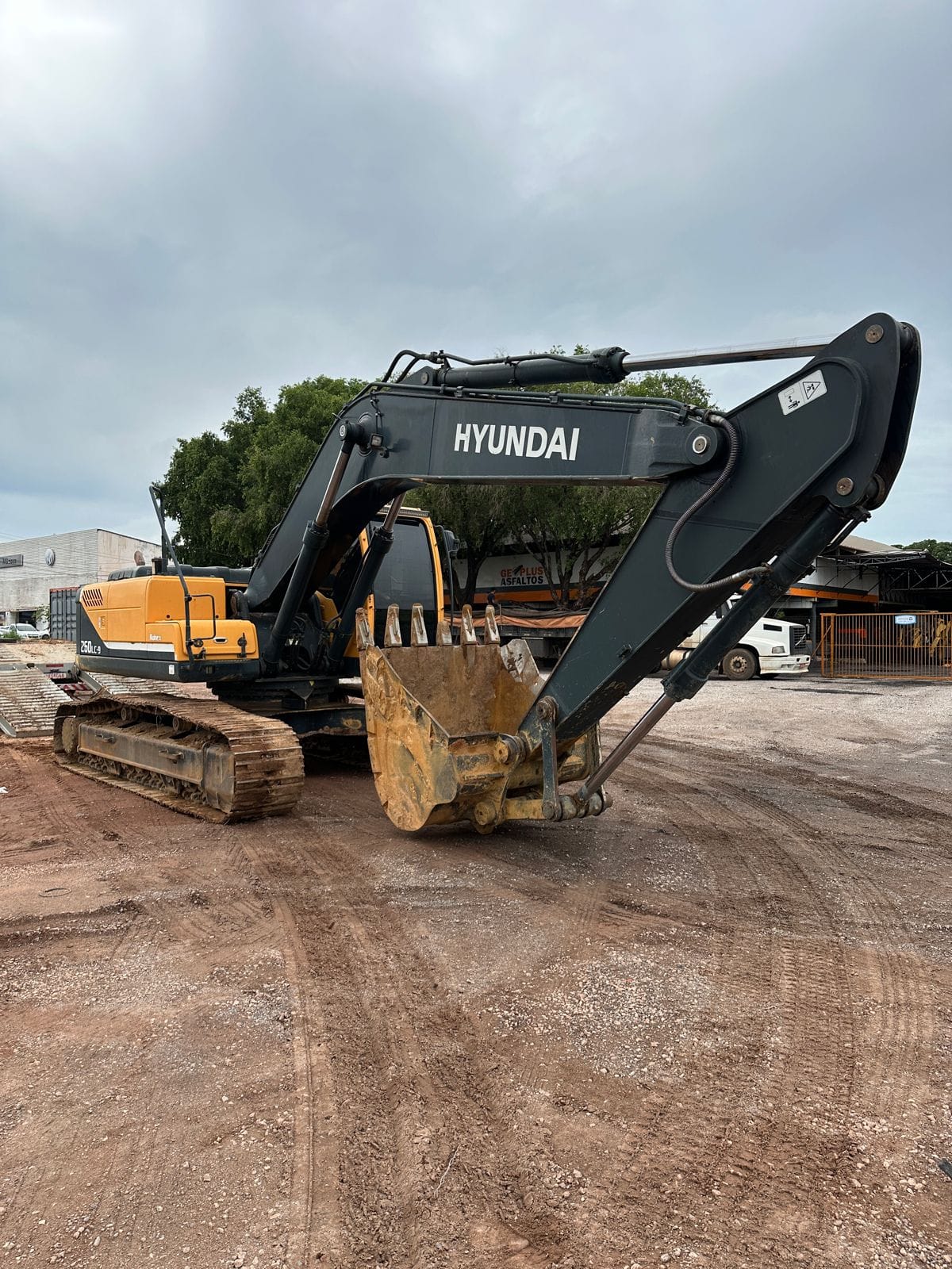 Escavadeira Hyundai R260LC-9S 2020 - Imagem 11