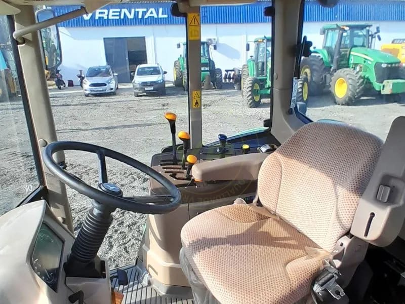 Trator agrícola John Deere 6125J 2022 - Imagem 3