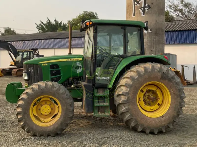 Trator agrícola John Deere 6115J 2022 - Imagem 6