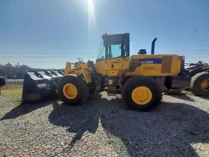 Pá Carregadeira Komatsu WA320-5 2019 - Imagem 2