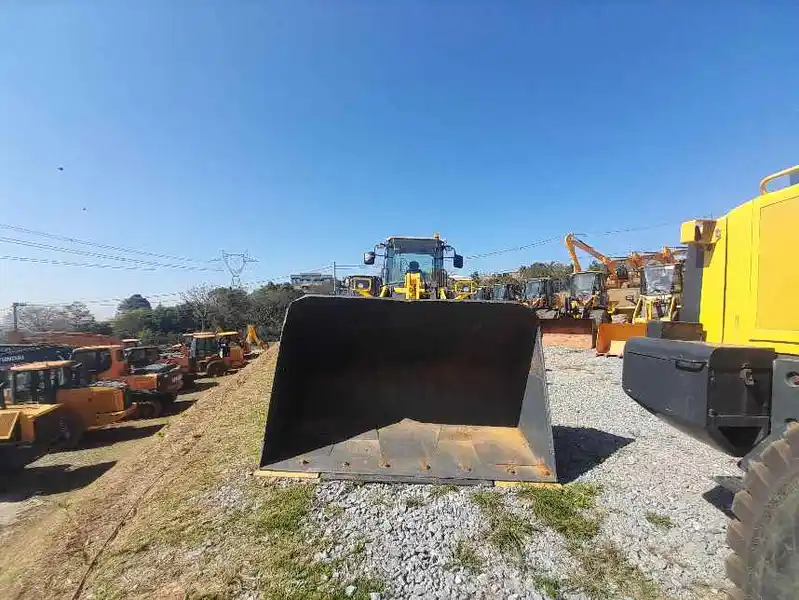 Pá Carregadeira Komatsu WA320-5 2019 - Imagem 1