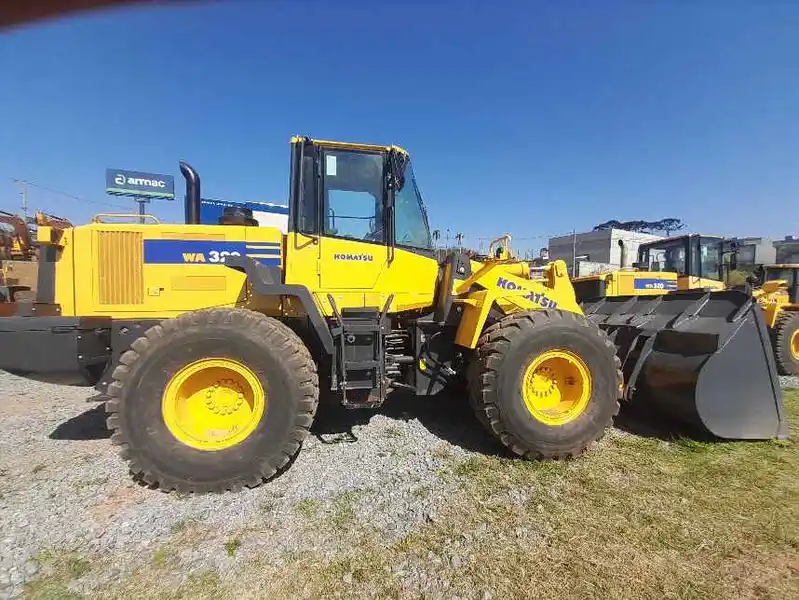 Pá Carregadeira Komatsu WA320-5 2019 - Imagem 3