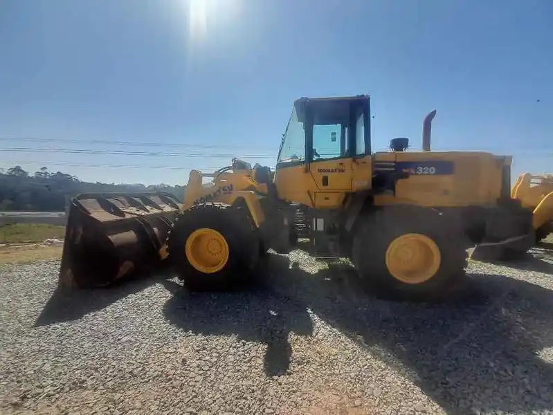 Pá Carregadeira Komatsu WA320-5 2019 - Imagem 2