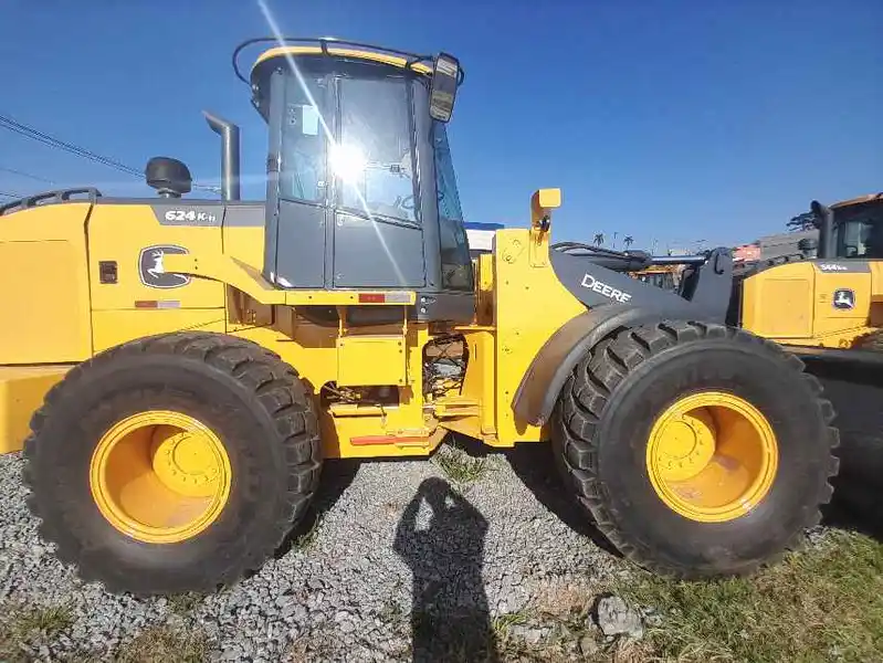 Pá Carregadeira John Deere 624K 2017 - Imagem 3
