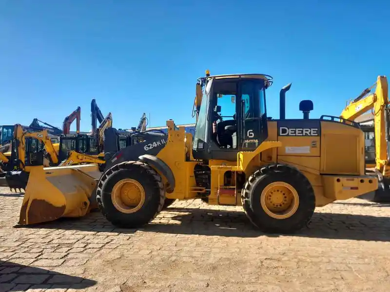 Pá Carregadeira John Deere 624K 2017 - Imagem 2