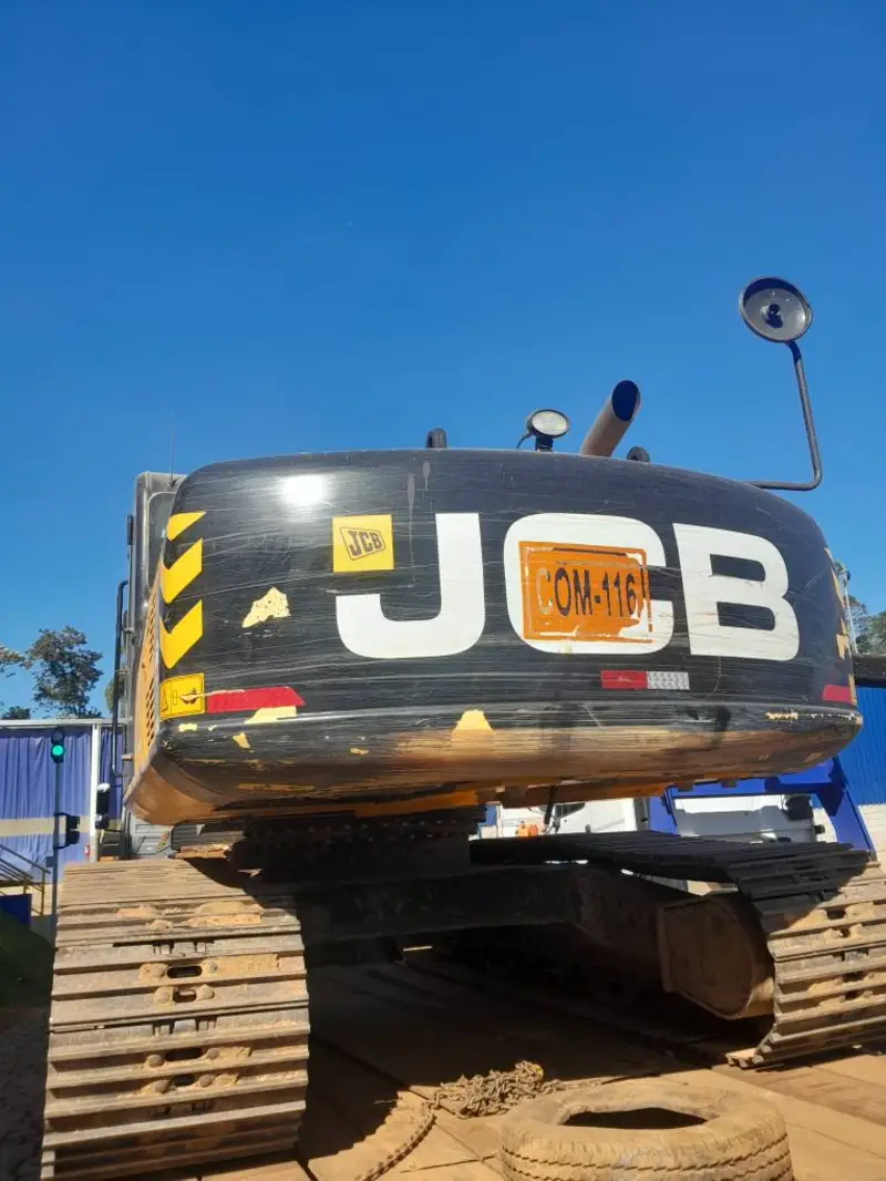 Escavadeira JCB JS200 LC 2022 - Imagem 2