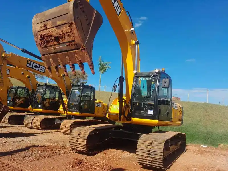 Escavadeira JCB JS200 LC 2022 - Imagem 5