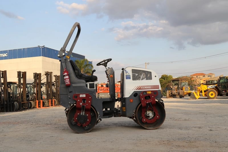 Compactador vibratório Dynapac CC900G 2021 - Imagem 2