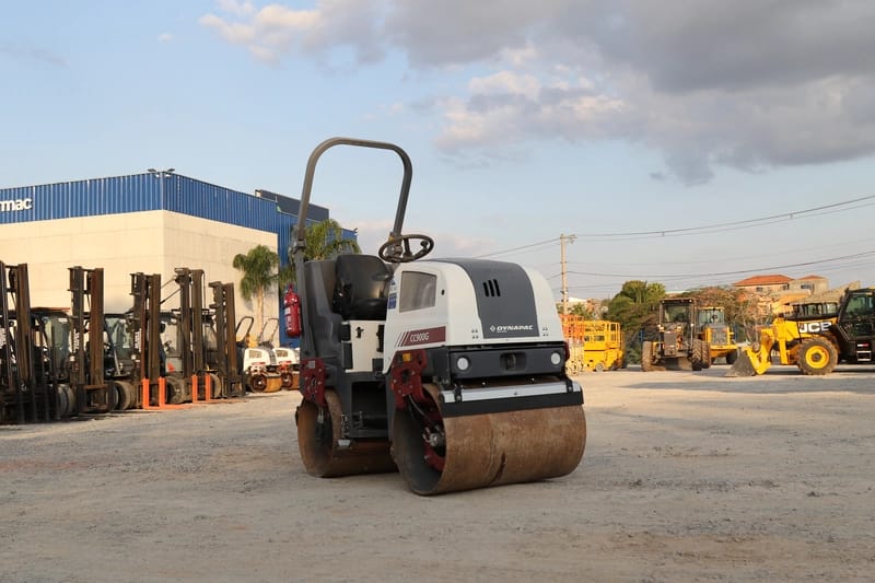 Compactador vibratório Dynapac CC900G 2021 - Imagem 3