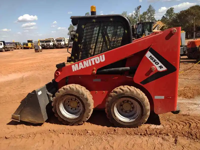 Mini Carregadeira Manitou 2021 2021 - Imagem 2