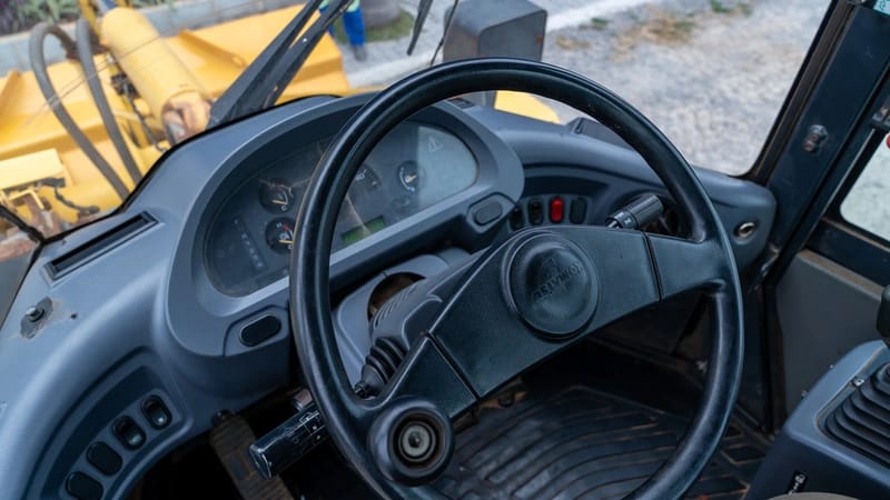 Plantadeira Komatsu WA200 2018 - Imagem 8