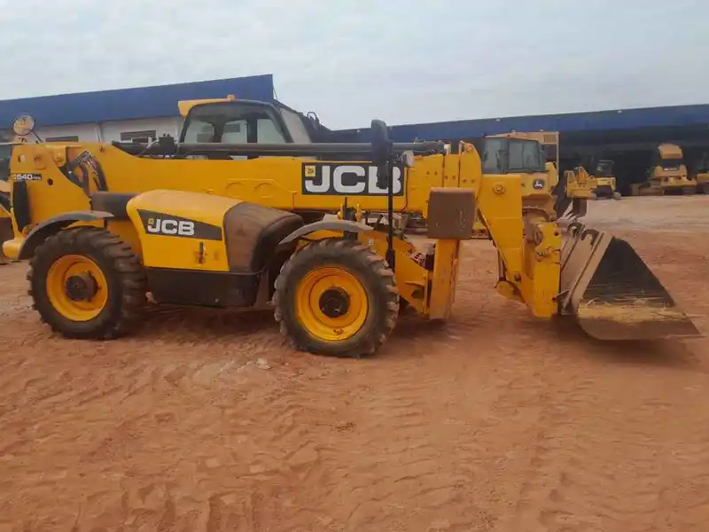 Manipulador Telescópico JCB LOADALL 540-170 2022 - Imagem 3
