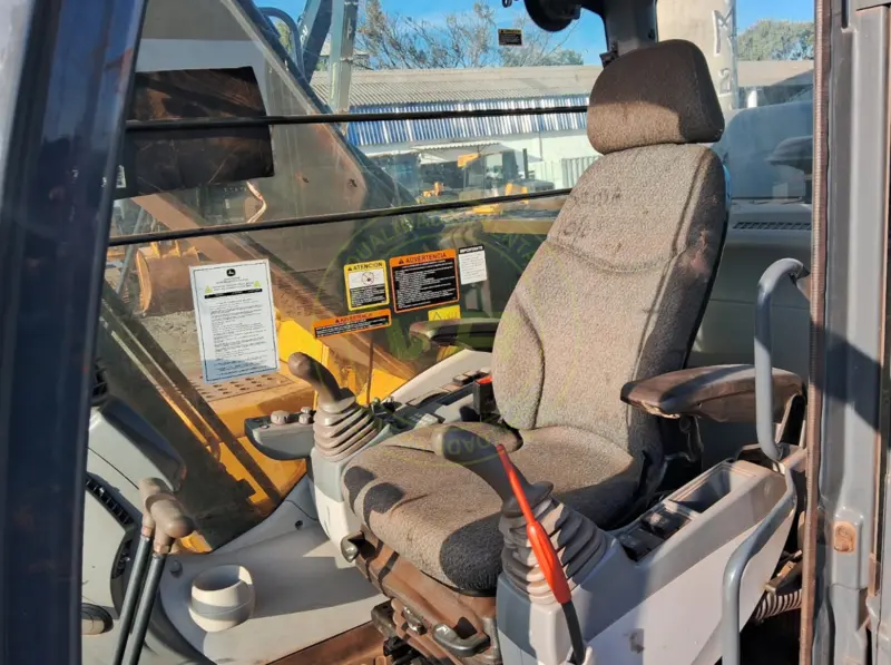 Escavadeira John Deere 210G 2022 - Imagem 4