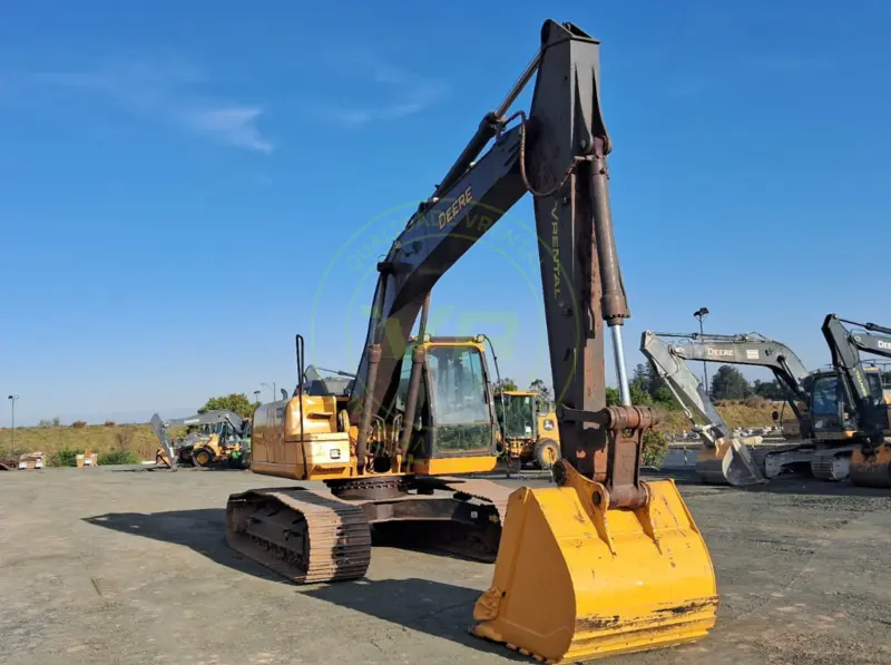 Escavadeira John Deere 210G 2022 - Imagem 6