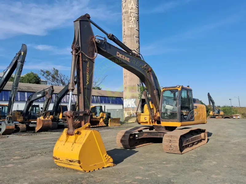 Escavadeira John Deere 210G 2022 - Imagem 7