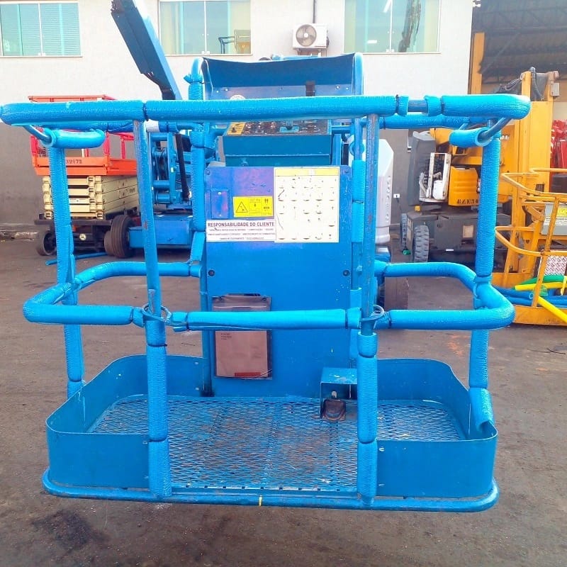 Plataforma elevatória Genie Z-34/22 DC 2008 - Imagem 3