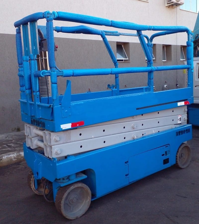 Plataforma elevatória Genie GS 2032 2006 - Imagem 8