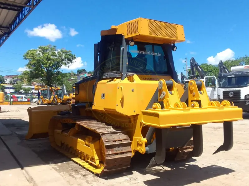 Trator de esteira John Deere 700J XLT PAT 2022 - Imagem 1