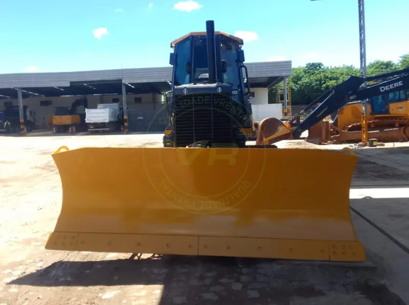 Trator de esteira John Deere 700J XLT PAT 2022 - Imagem 6