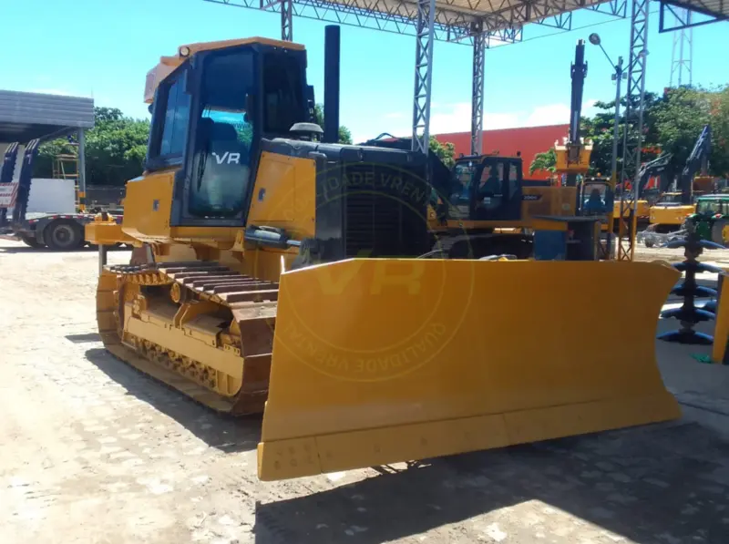 Trator de esteira John Deere 700J XLT PAT 2022 - Imagem 7