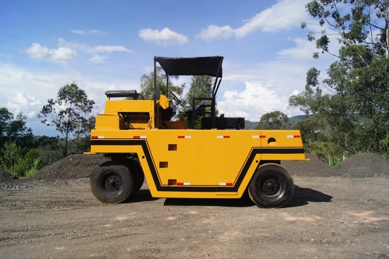 Compactadores de Pneus Tema Terra SP8000 1992 - Imagem 1
