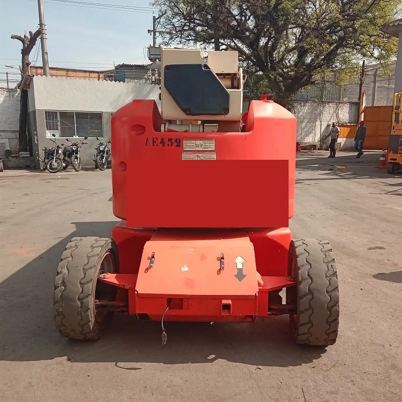 Plataforma elevatória JLG E450 AJ 2007 - Imagem 2