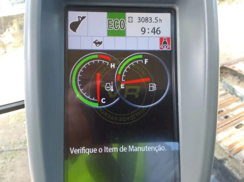 Escavadeira John Deere  200G 2022 - Imagem 1