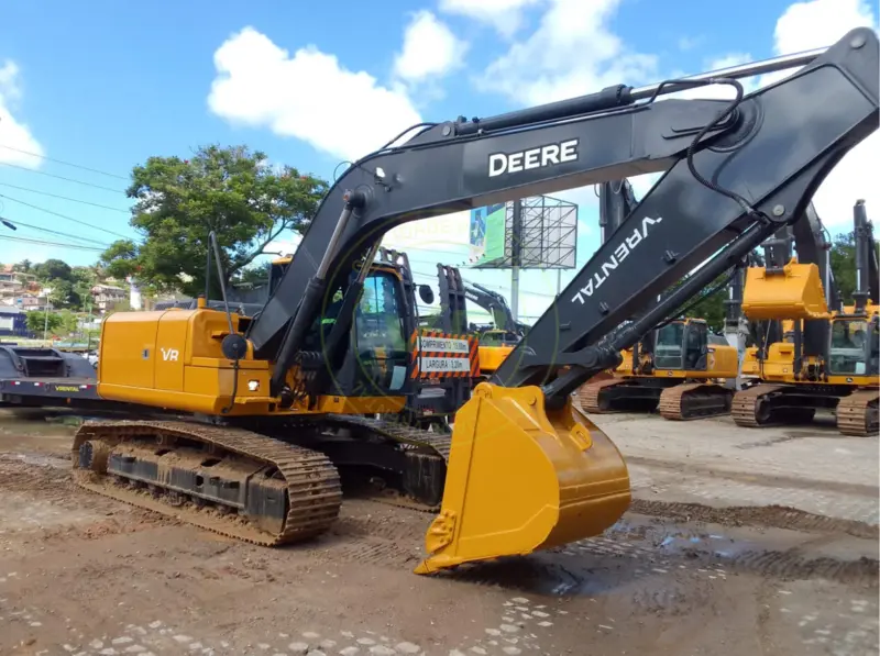 Escavadeira John Deere  200G 2022 - Imagem 6