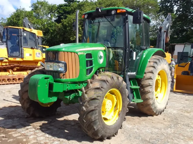 Trator agrícola John Deere 6110J 2022 - Imagem 5