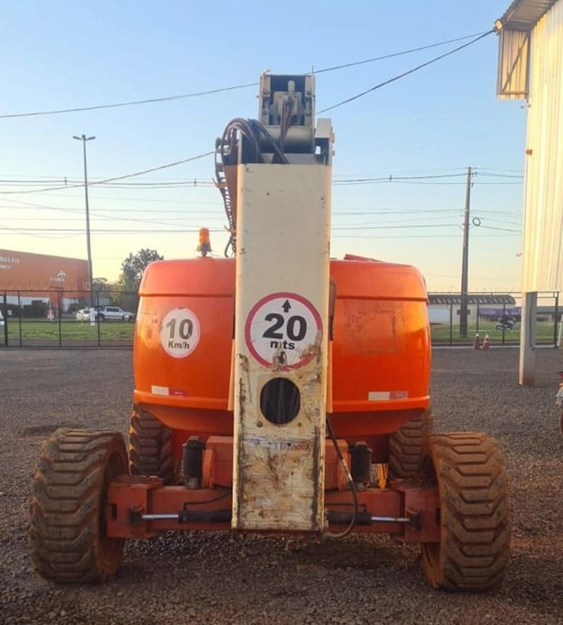 Plataforma elevatória JLG 600 AJ 2006 - Imagem 3