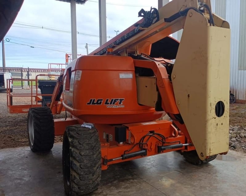 Plataforma elevatória JLG 600 AJ 2006 - Imagem 6