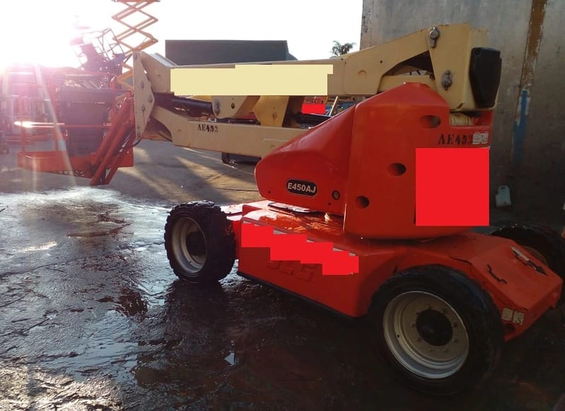 Plataforma elevatória JLG E450 AJ 2007 - Imagem 4