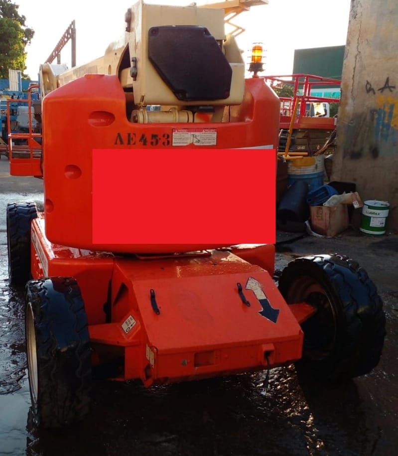 Plataforma elevatória JLG E450 AJ 2007 - Imagem 5