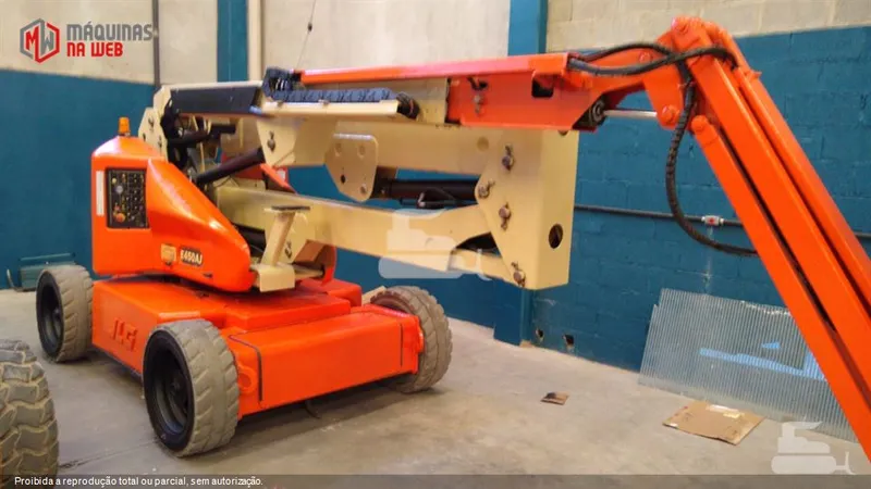 Plataforma elevatória JLG E450 AJ 2010 - Imagem 1