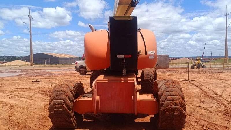 Plataforma elevatória JLG 800A 2008 - Imagem 3